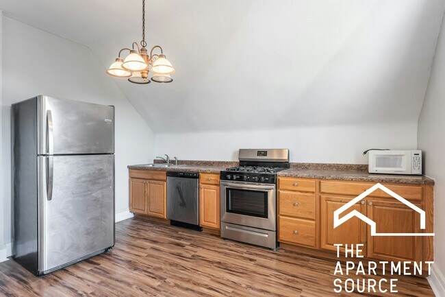 2834 W Dickens Ave in Chicago, IL - Building Photo - Building Photo