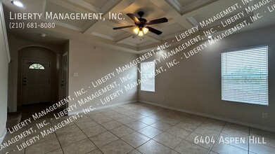 6404 Aspen Hill in San Antonio, TX - Building Photo - Building Photo