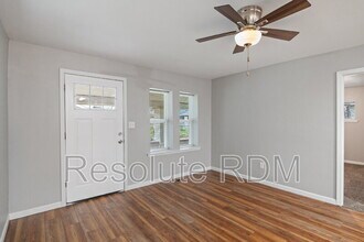 801 N Dearborn St in Indianapolis, IN - Building Photo - Building Photo