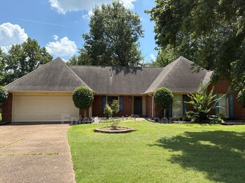 433 Spruce Glen Dr in Memphis, TN - Building Photo