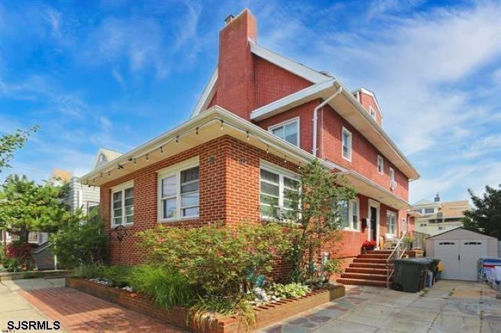 31 N Tallahassee Ave in Atlantic City, NJ - Building Photo