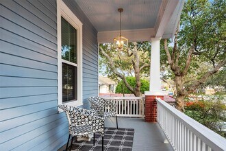 3610 Avenue P 1/2 in Galveston, TX - Building Photo - Building Photo