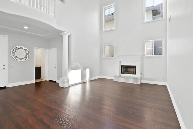 7246 Rockridge Dr in Huntington Beach, CA - Building Photo - Building Photo