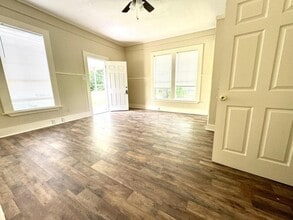701 N Cypress St in Vivian, LA - Building Photo - Building Photo