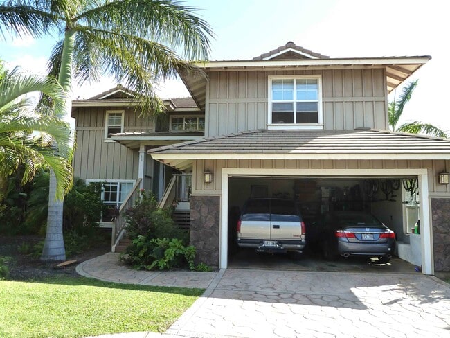 property at 60 Hoohale St