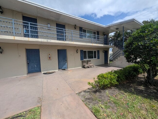 property at 817 Lighthouse Dr