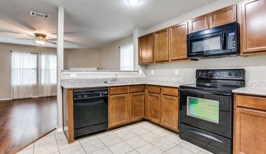 4500 Lacebark Ln in Fort Worth, TX - Building Photo - Building Photo