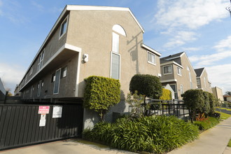 Larch Townhomes in Lawndale, CA - Building Photo - Building Photo