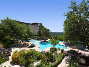 6500 Champion Grandview Way in Austin, TX - Building Photo - Building Photo