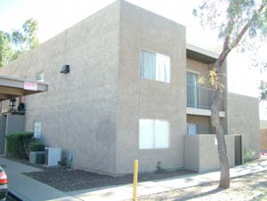 2801 E Paradise Ln in Phoenix, AZ - Foto de edificio - Building Photo