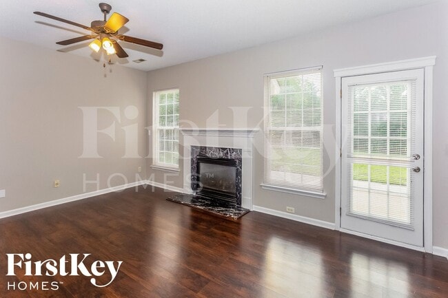 5829 Falls Ridge Ln in Charlotte, NC - Building Photo - Building Photo