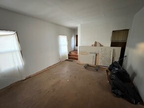 65 E Maplewood Ave in Dayton, OH - Building Photo - Building Photo