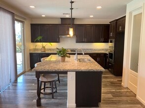 2253 Campolina Way in Oakdale, CA - Building Photo - Building Photo