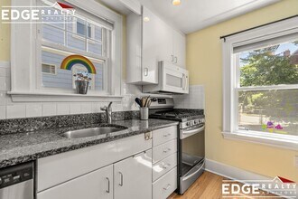 64 Union St in Watertown, MA - Building Photo - Building Photo