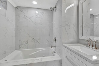 1537 Fairfax St, Unit B in Denver, CO - Building Photo - Building Photo