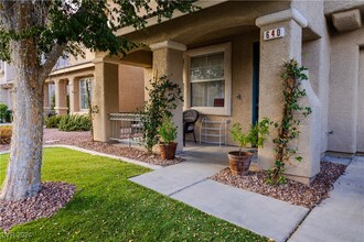 640 Baldurn Ave in Las Vegas, NV - Foto de edificio - Building Photo