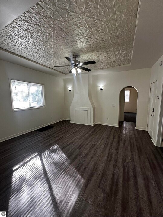 315 E Bellows St in Mt. Pleasant, MI - Building Photo