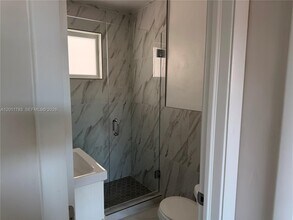 3311 SW 25th Ter in Miami, FL - Building Photo - Building Photo