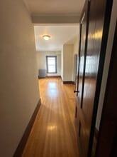 72 Thurston St, Unit 2 in Somerville, MA - Building Photo - Building Photo