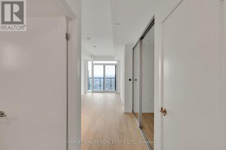 110 Broadway Ave in Toronto, ON - Building Photo - Building Photo