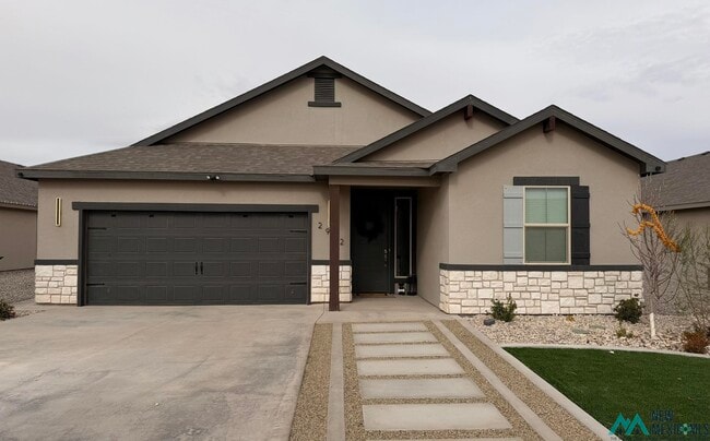 property at 2902 Browning Ave