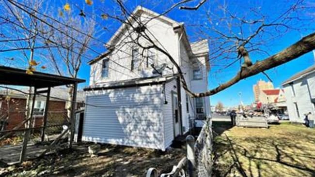 131 W 13th St in Anderson, IN - Building Photo - Building Photo