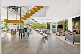 201 Palm Ave in Miami Beach, FL - Building Photo - Building Photo