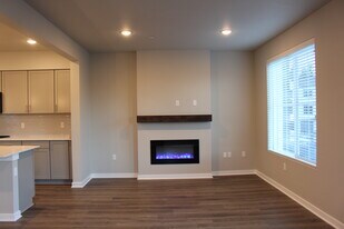 10103 16th Pl SE in Lake Stevens, WA - Building Photo