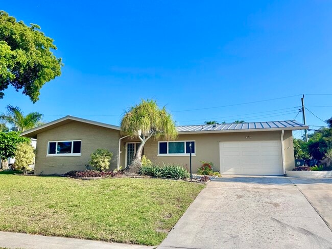 property at 1284 SW 9th St
