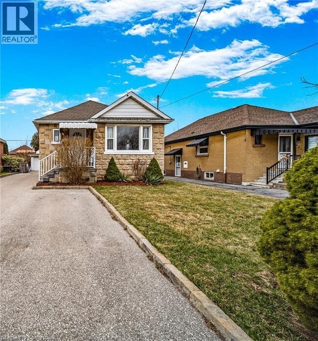 property at 146 Glencarry Ave