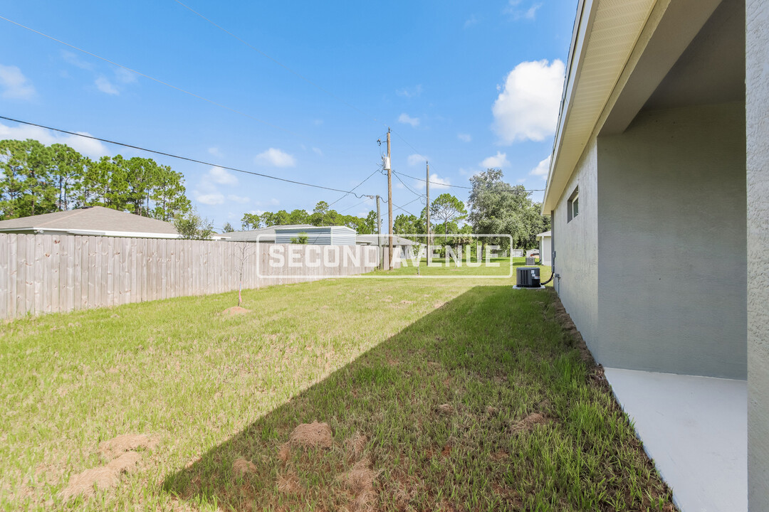 2750 Gainesville Rd SE in Palm Bay, FL - Building Photo