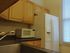 982 N Randolph St in Philadelphia, PA - Building Photo - Building Photo