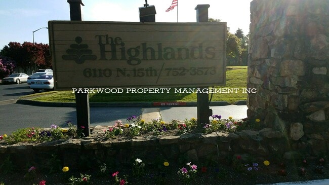 6111 N 15th St in Tacoma, WA - Building Photo - Building Photo