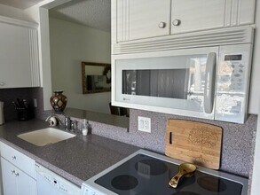 6813 Moonlit Dr in Delray Beach, FL - Building Photo - Building Photo