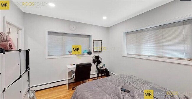 515 Beacon St, Unit 2 in Boston, MA - Foto de edificio - Building Photo