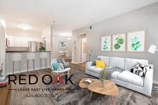 6700 Franklin Pl in Los Angeles, CA - Building Photo