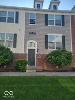 12718 Hannah Hill Rd in Fishers, IN - Building Photo