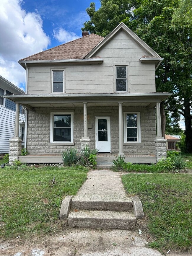 305 E Bowman St in South Bend, IN - Building Photo - Building Photo