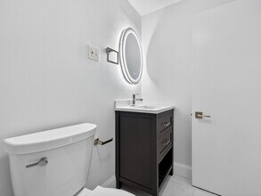 1578 Cambridge St, Unit 1B in Cambridge, MA - Foto de edificio - Building Photo