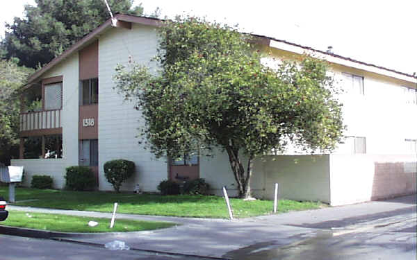 1318 N Fashion Ln in Anaheim, CA - Building Photo - Building Photo