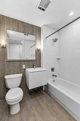 50 Murray St in New York, NY - Building Photo - Building Photo