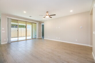 9765 E Solstice Ave in Mesa, AZ - Building Photo - Building Photo