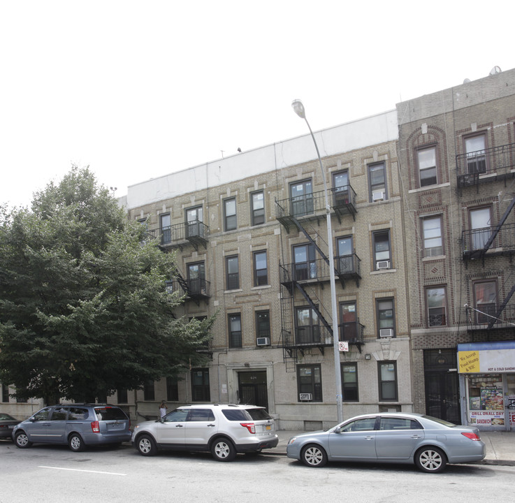 620-624 Howard Ave in Brooklyn, NY - Building Photo