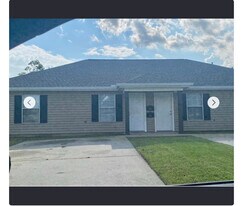 2702 Cypress St, Unit 2702