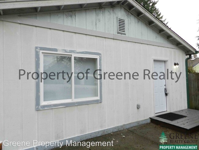 1321 Central St NE in Olympia, WA - Building Photo - Building Photo