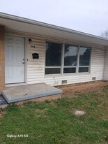 504 W Keetoowah St in Tahlequah, OK - Building Photo