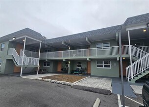 2035 Alpine Rd in Clearwater, FL - Building Photo - Building Photo