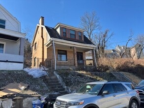 1706 Amanda St in Pittsburgh, PA - Building Photo - Building Photo