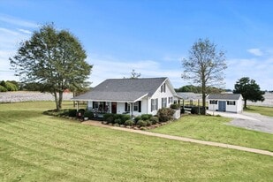 11214 US Hwy 72 W in Athens, AL - Building Photo