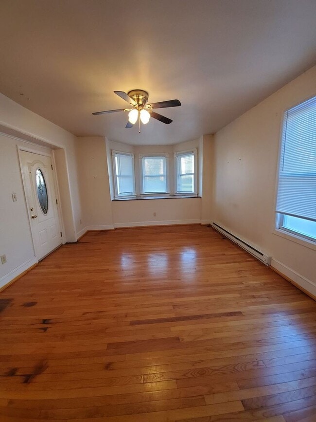 701 W King St in Martinsburg, WV - Building Photo - Building Photo